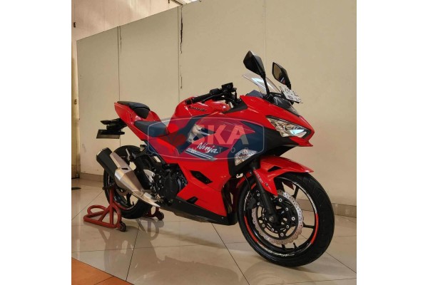 Kawasaki Ninja 250 FI Tahun 2022